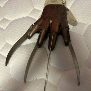 Men's Brown Leather Glove with Articulated Metal Claw Fingers